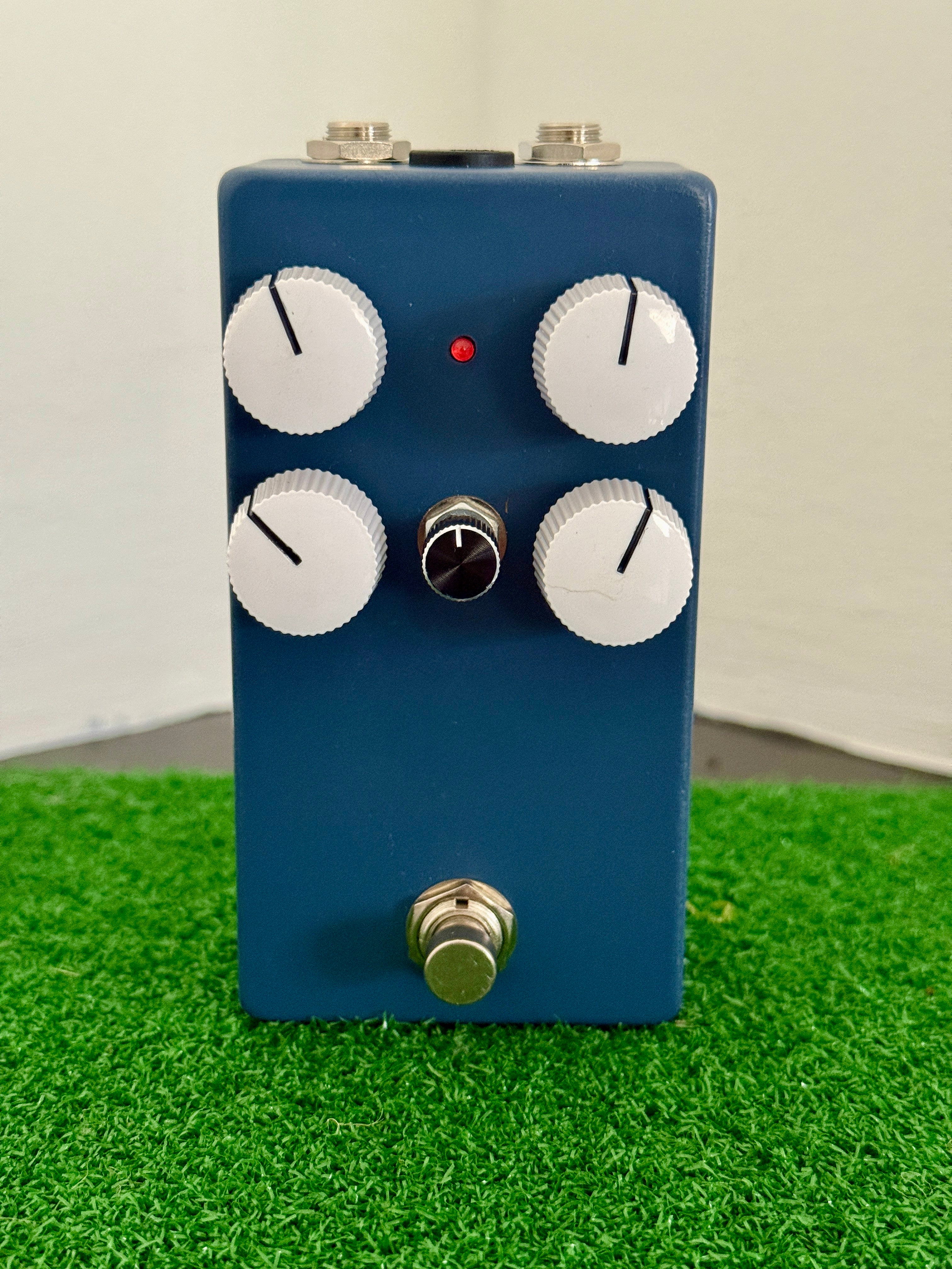 Komkommer Fuzz – Colossal Sonic Textures