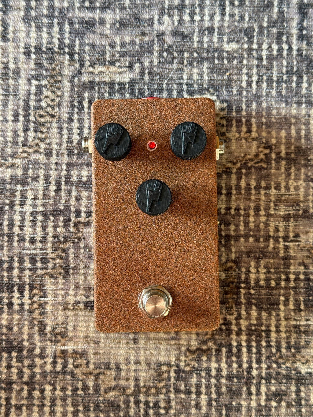 Rooi Rot – Hand-Built LM308 RAT-Style Distortion | D9K Germanium Edition